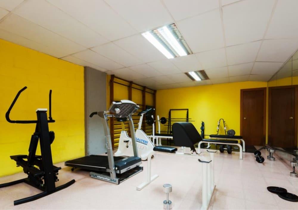 Hotel Granollers Ngoại thất bức ảnh