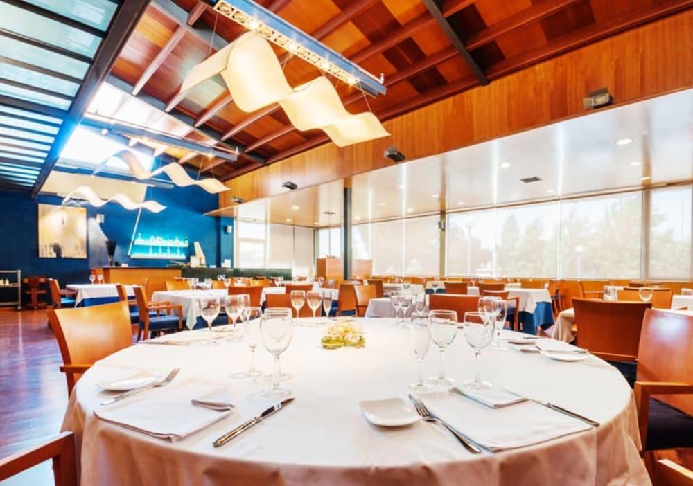 Hotel Granollers Ngoại thất bức ảnh