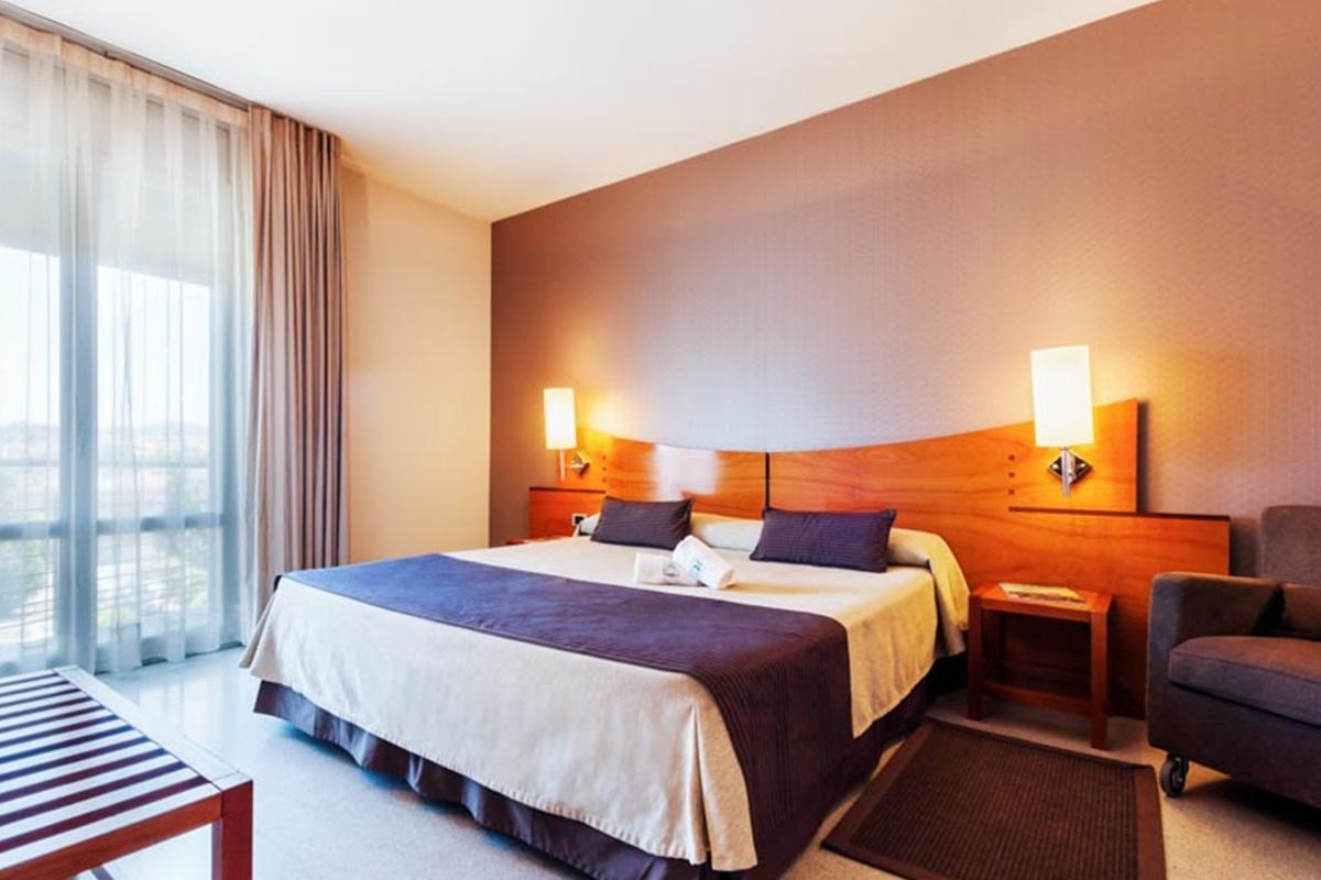 Hotel Granollers Ngoại thất bức ảnh