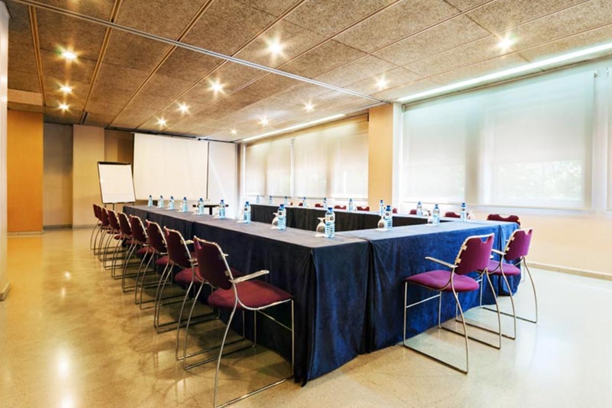 Hotel Granollers Ngoại thất bức ảnh