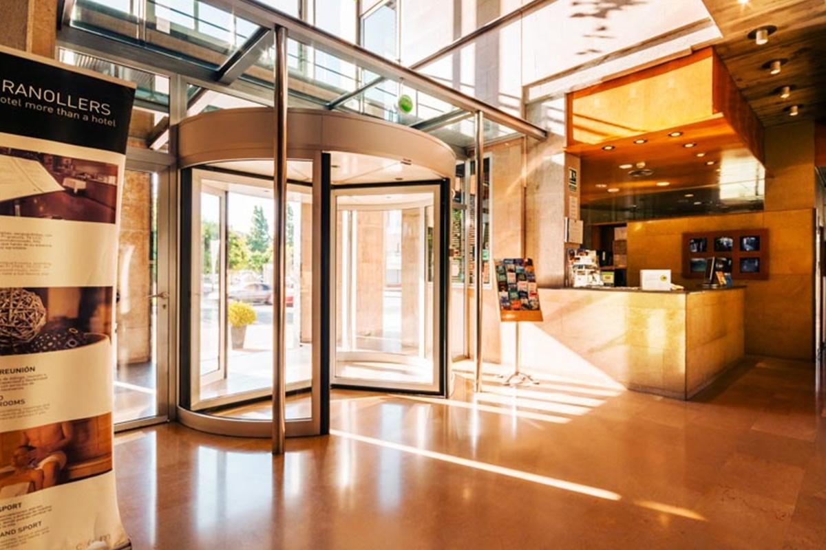 Hotel Granollers Ngoại thất bức ảnh