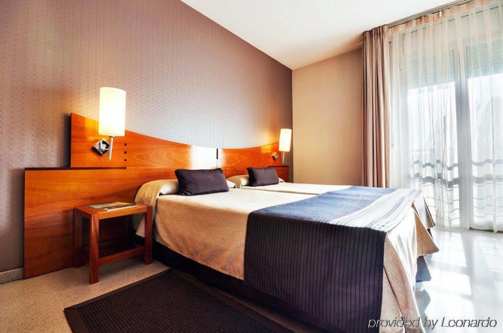 Hotel Granollers Ngoại thất bức ảnh
