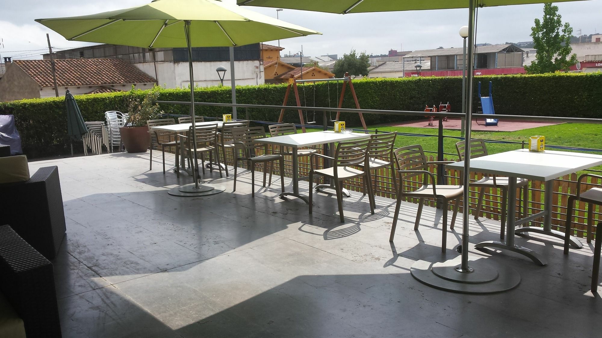 Hotel Granollers Ngoại thất bức ảnh