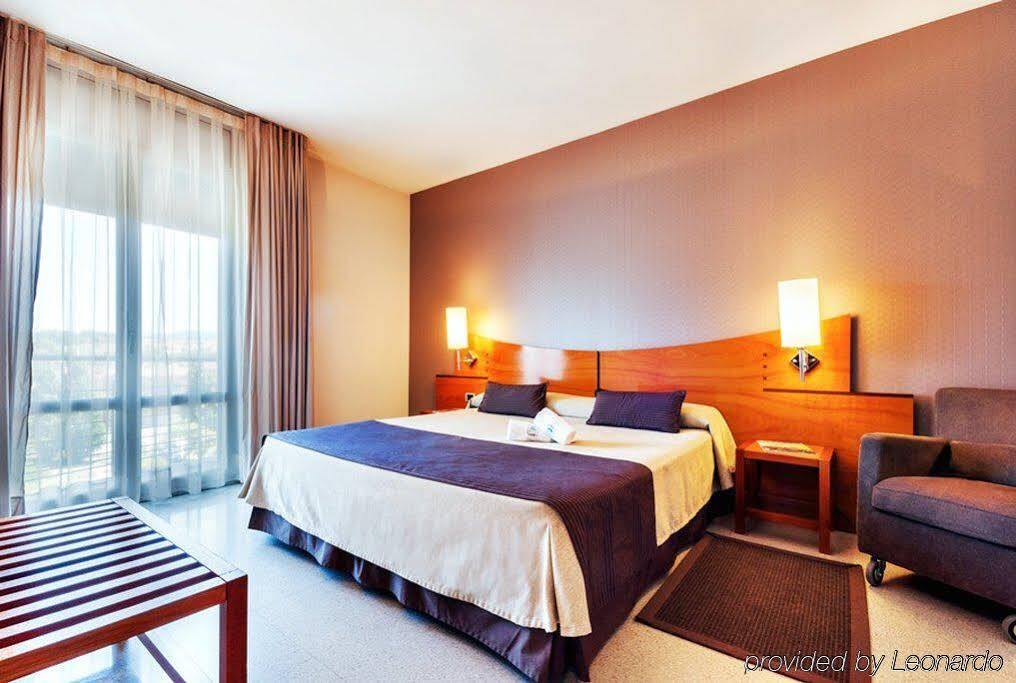 Hotel Granollers Ngoại thất bức ảnh